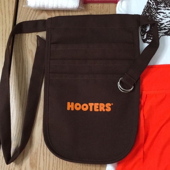New Hooters Bundle Tank Shorts Pouch Hose Socks & Name Tag Florida Size XS/XXS - Picture 7 of 16
